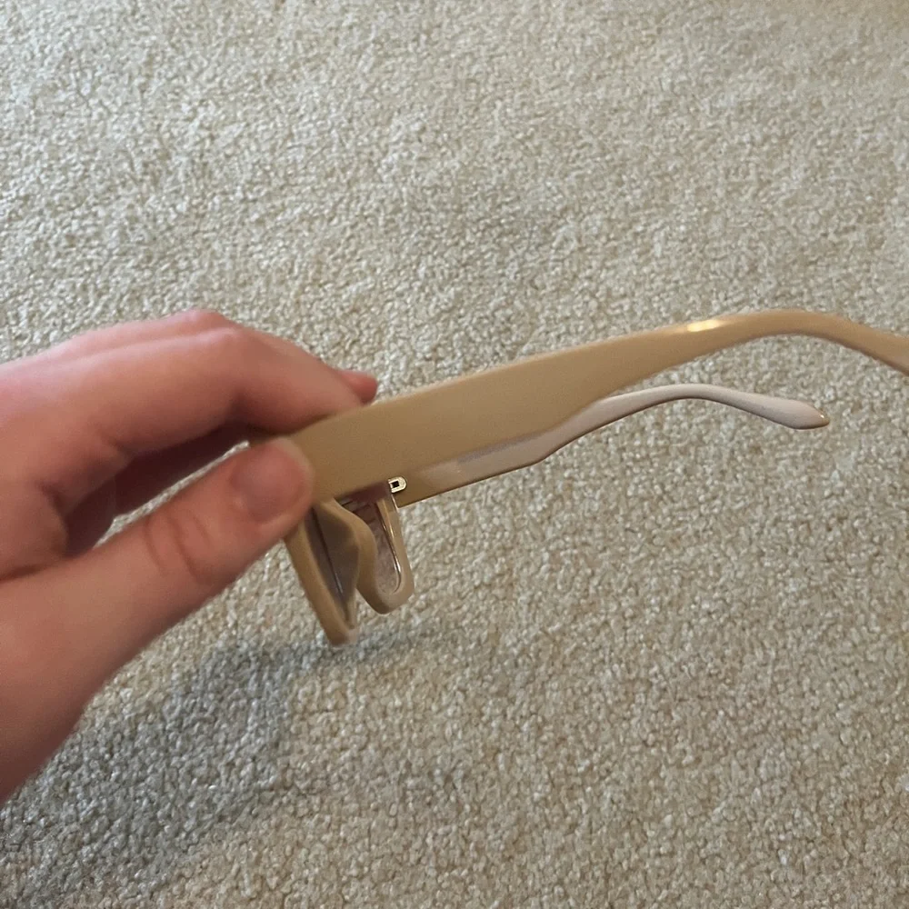 Target Trendy Sunglasses - Picture 2 of 3